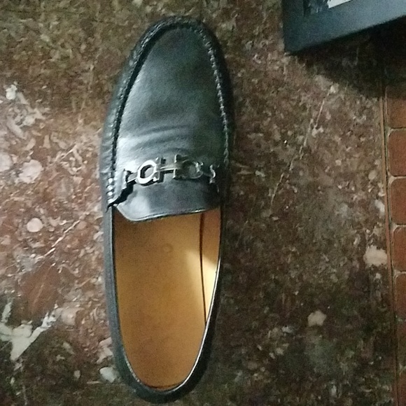 Farragomo bit driving Moccasin